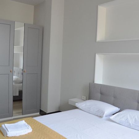 Via Roma Apartment เรจโจ ดี คาลาเบีย ภายนอก รูปภาพ
